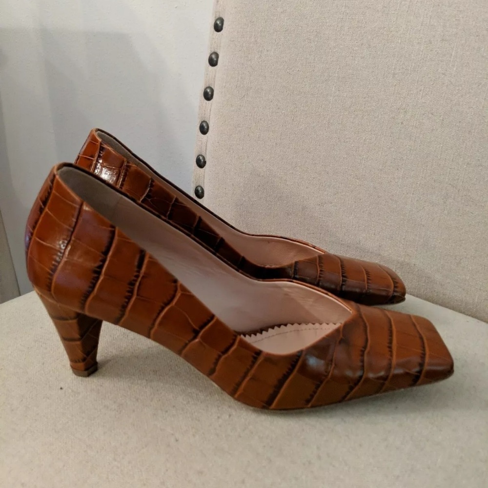 Inch2 Women’s Crocodile Pattern Square Toe Pumps Heels Brown Size 7.5 (38)